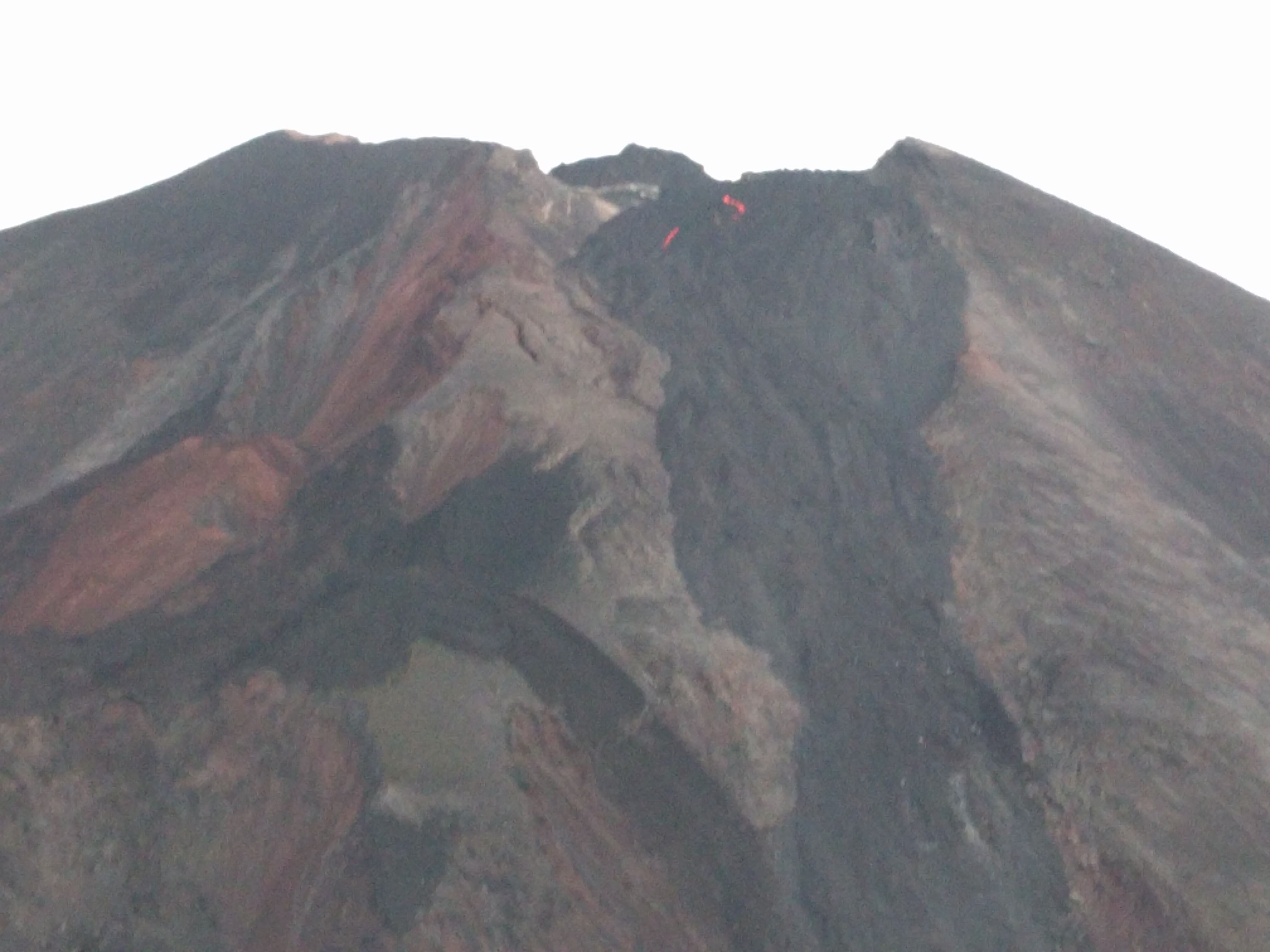 Volcan Pacaya Mini Eruption